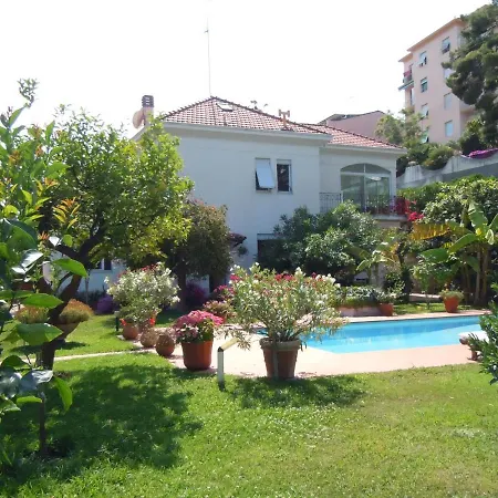 A Ferienhaus *